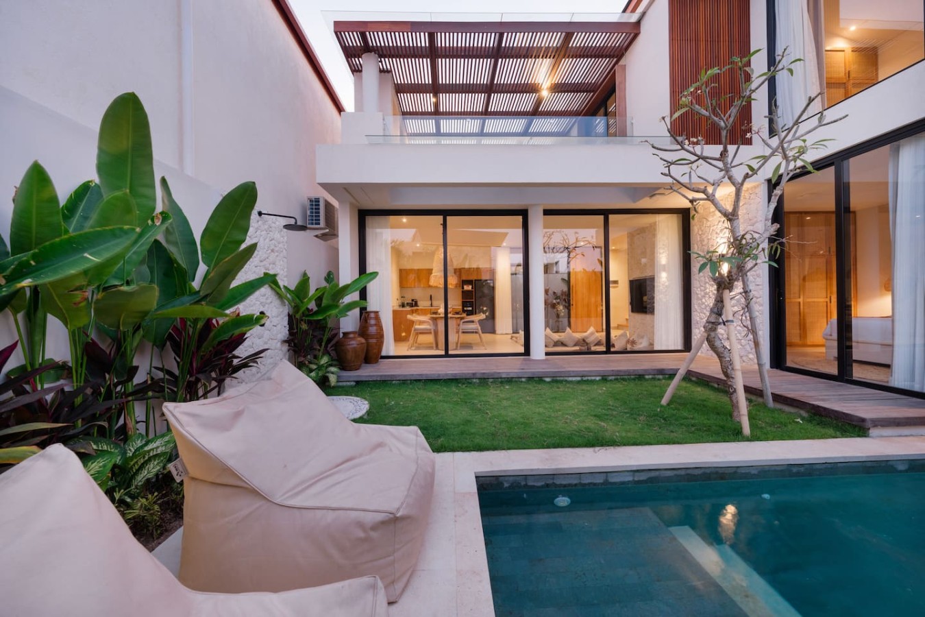 Villa Soluca | 2BR Tropical Retreat in Bingin 88
