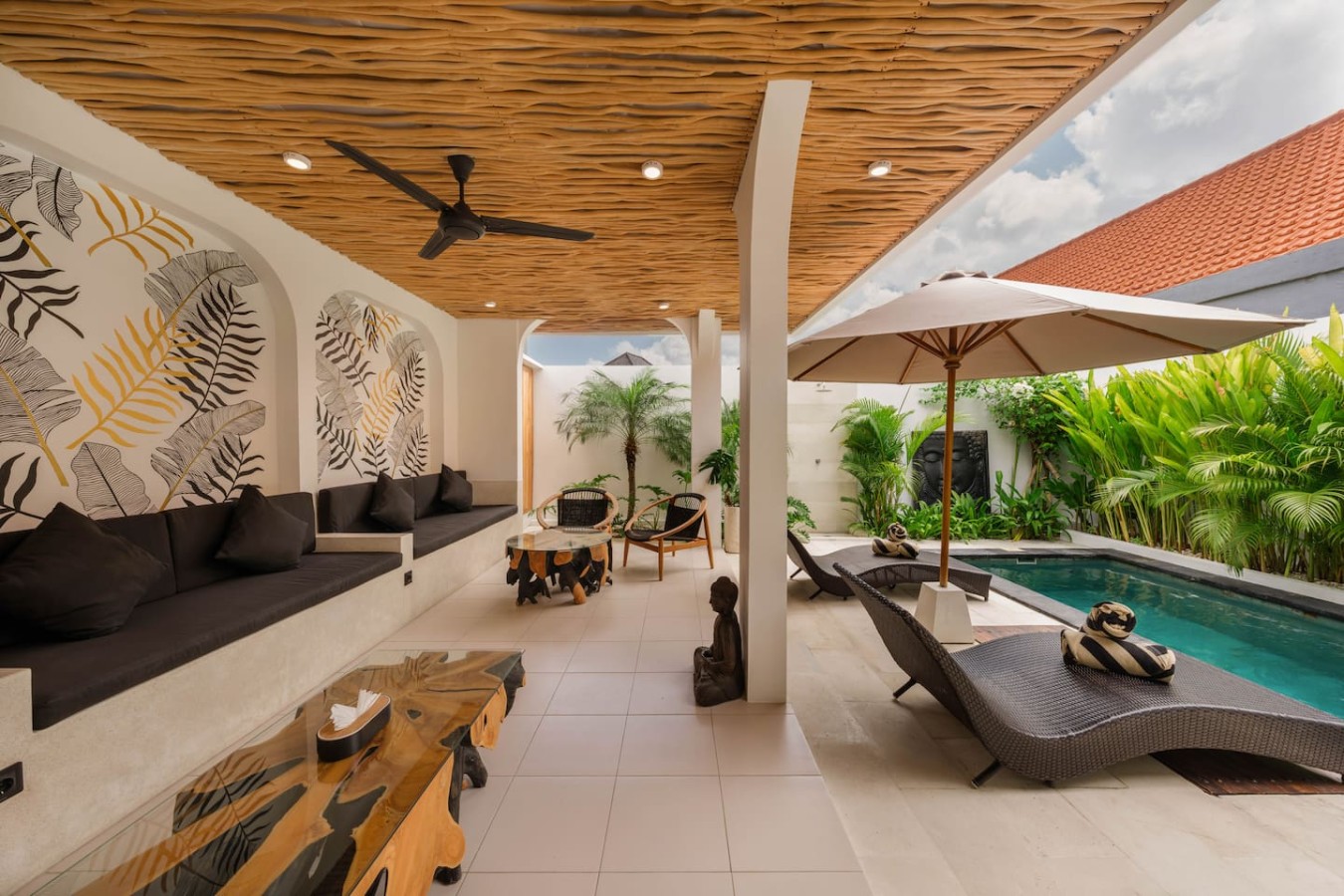Villa Coco 1BR Private Pool Villa Near Seminyak 3