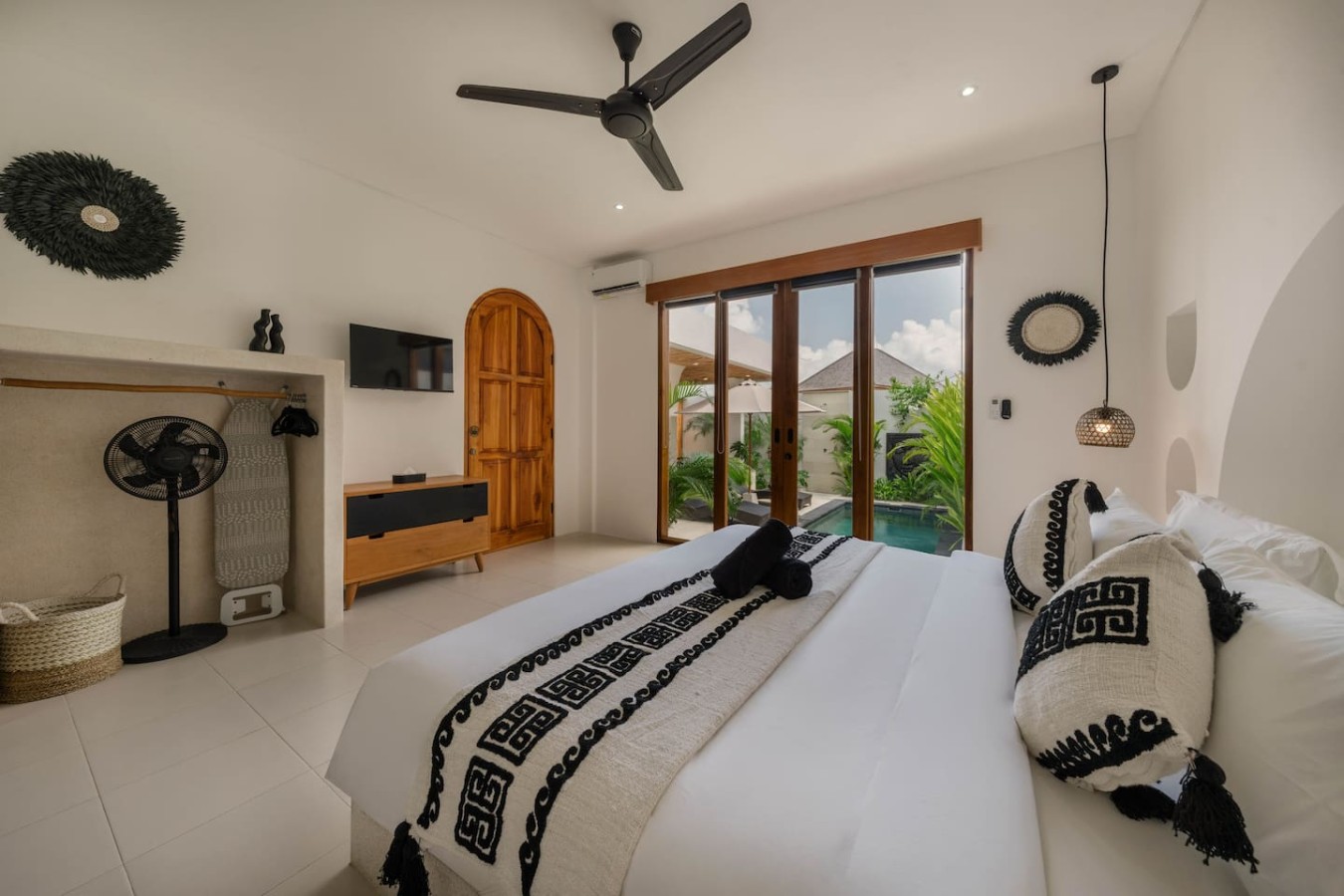 Villa Coco 1BR Private Pool Villa Near Seminyak 33