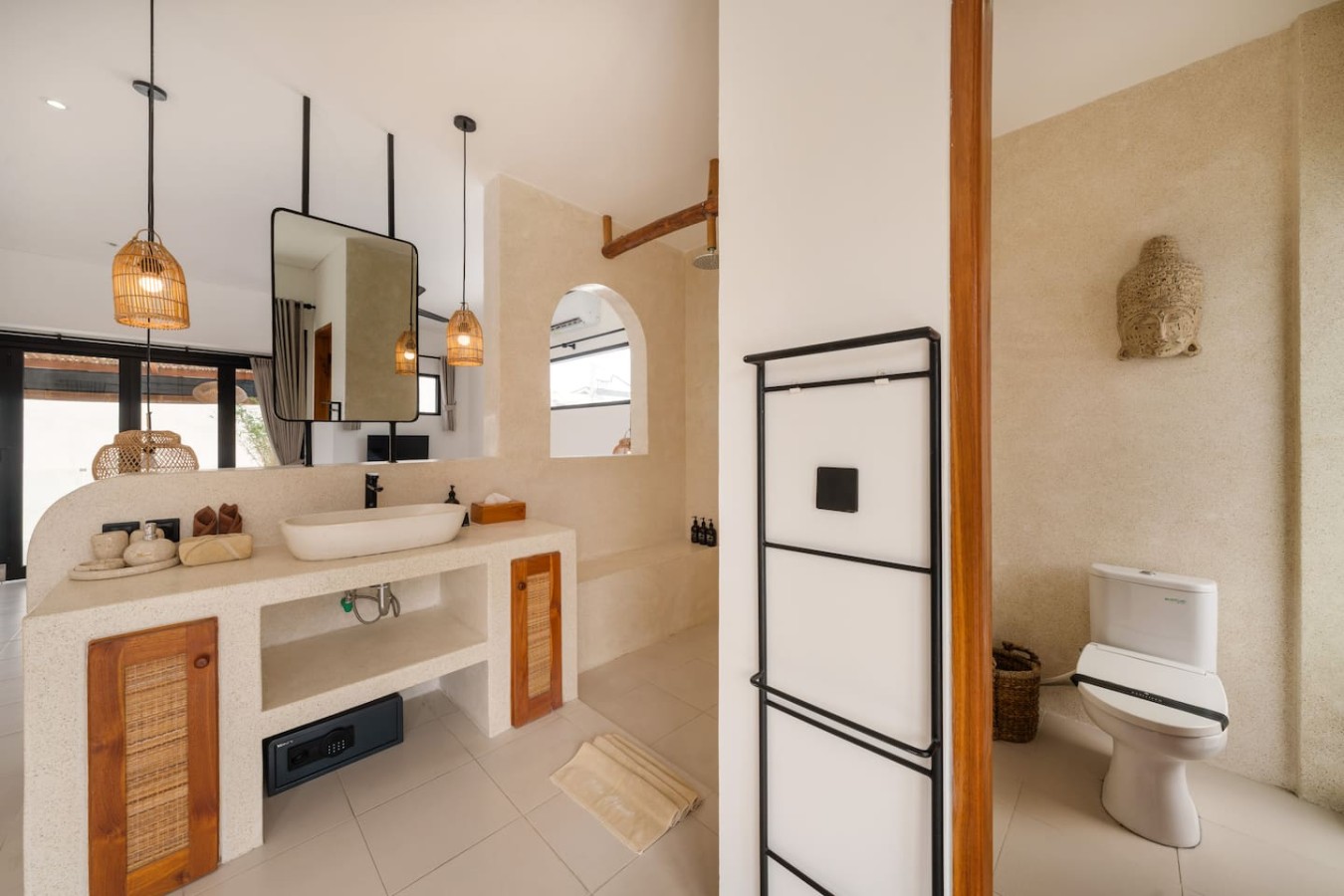 Villa Chanel | Romantic Private Pool Villa in Bali 28