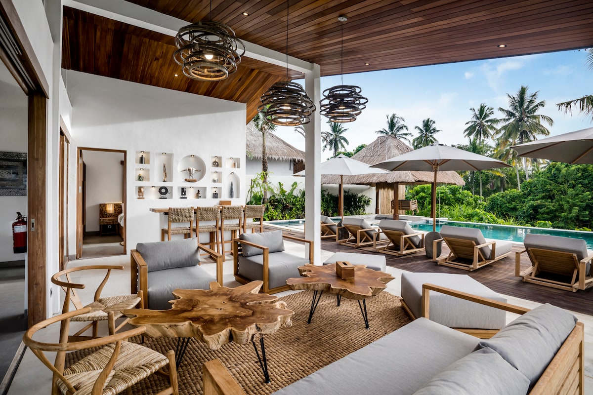 Tchikobo 3BR Villa w/ Jungle & Rice Field View 1