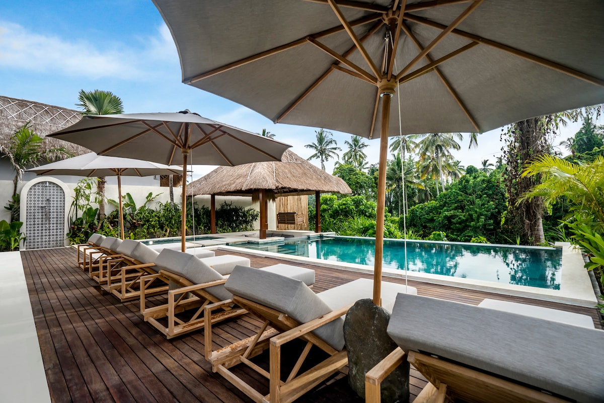 Tchikobo 3BR Villa w/ Jungle & Rice Field View 32
