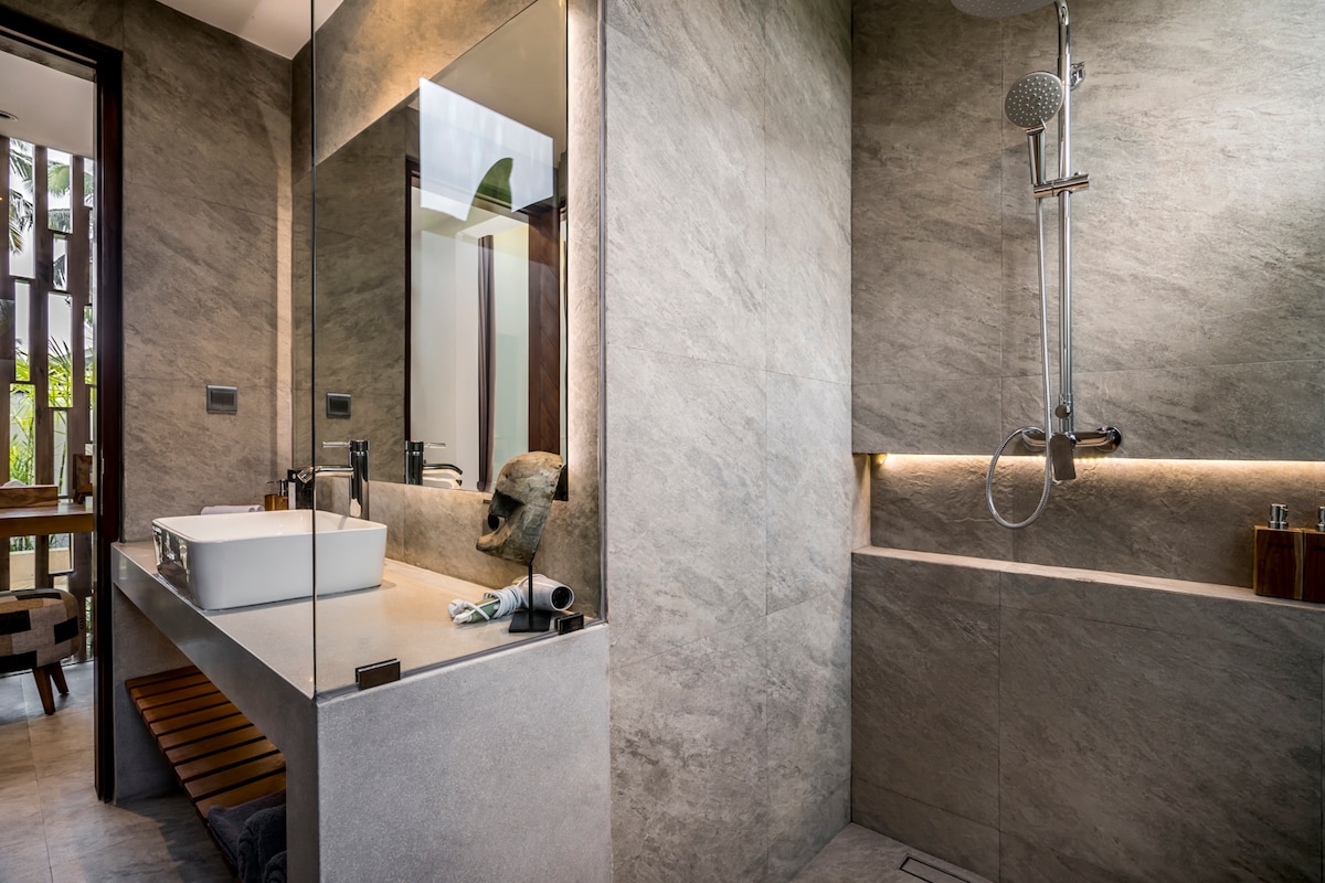Villa Vertical Garden: 5BR w/Infinity Pool in Ubud 19