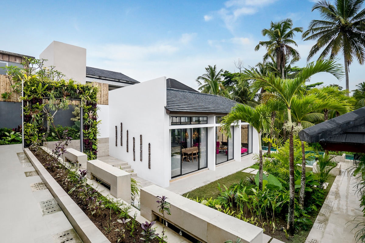 Villa Vertical Garden: 5BR w/Infinity Pool in Ubud 26