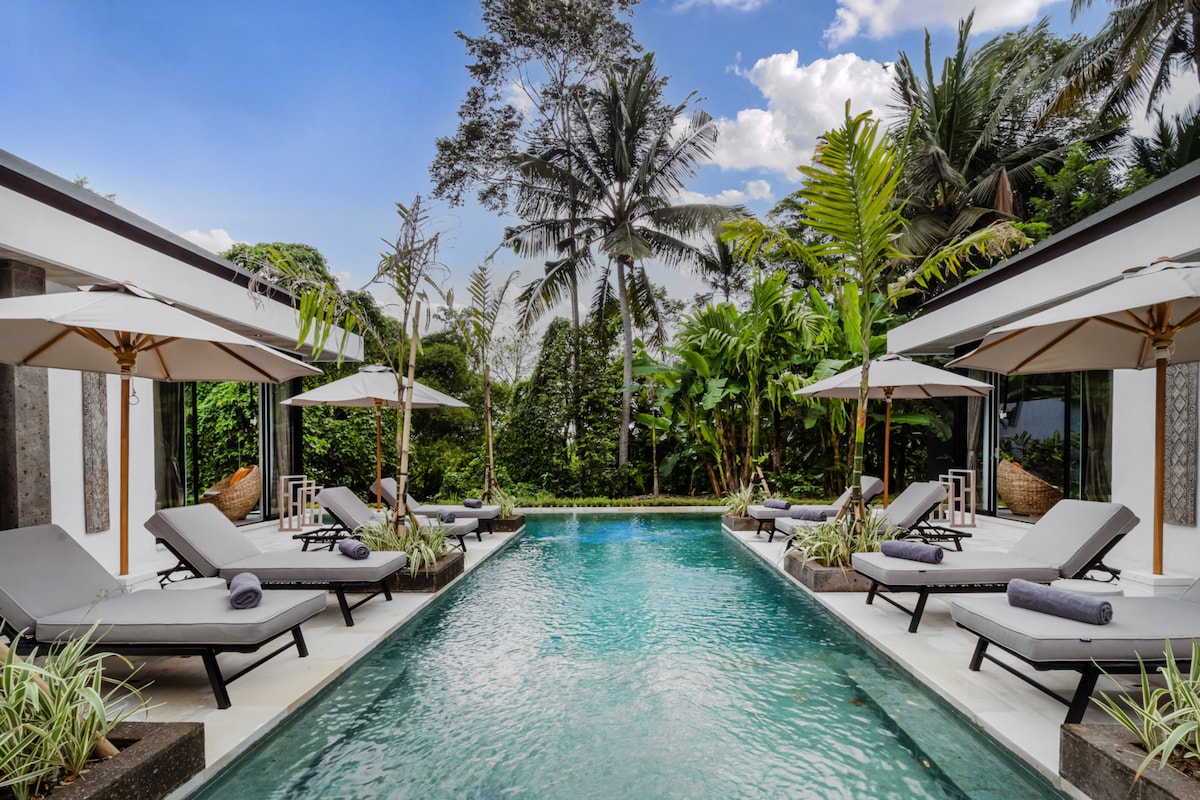 Dream Meditation 6BR Family Villa w/ Pool & GYM