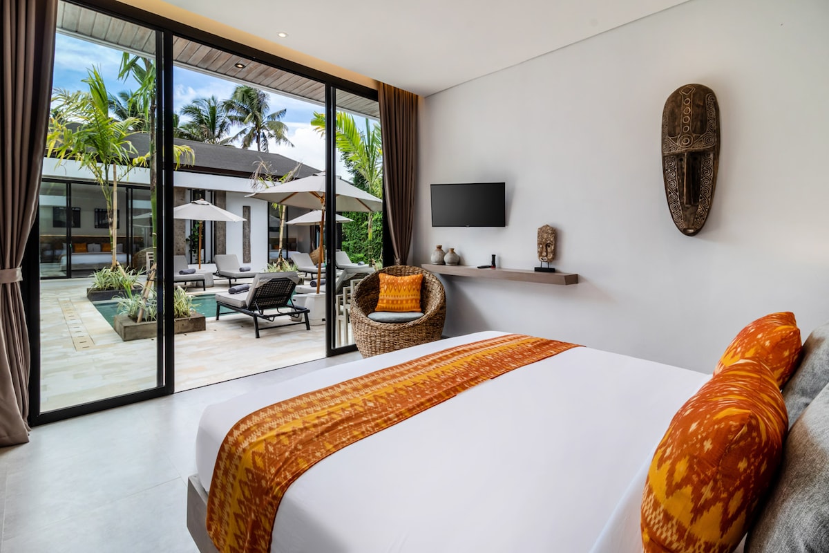 Dream Meditation 6BR Family Villa w/ Pool & GYM 24