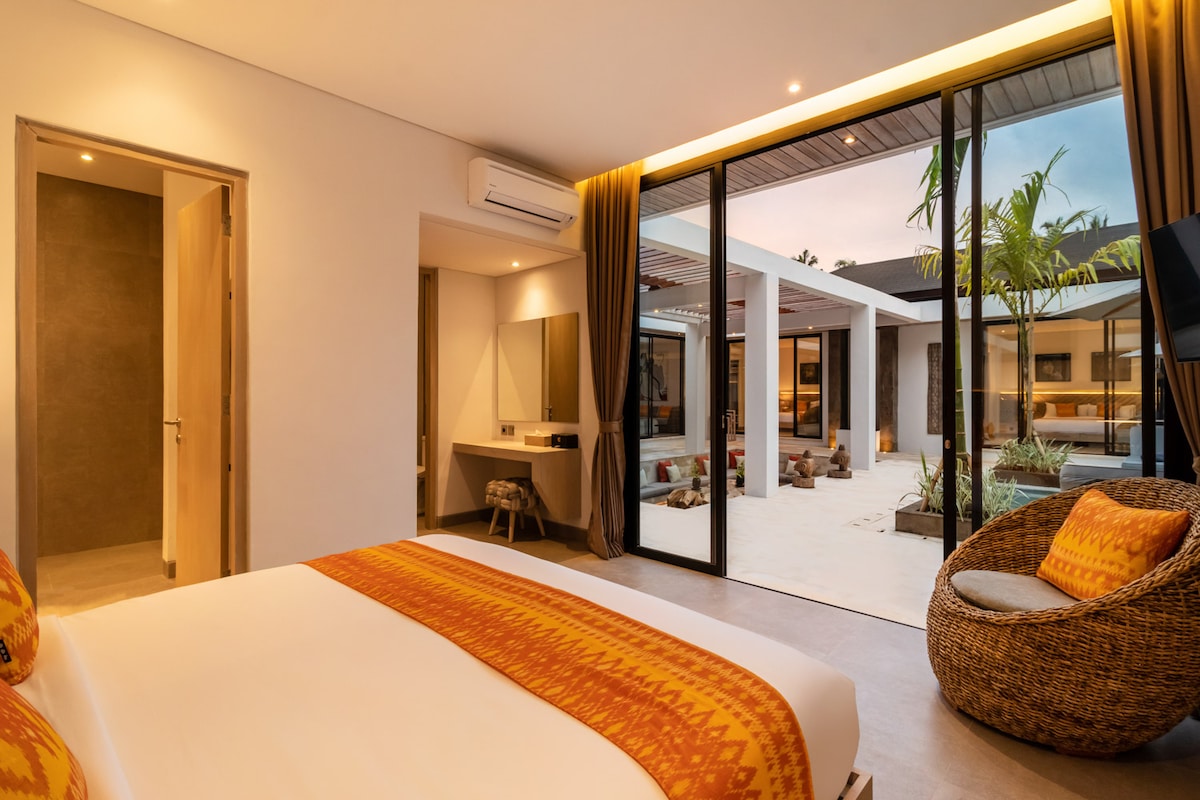 Dream Meditation 6BR Family Villa w/ Pool & GYM 25