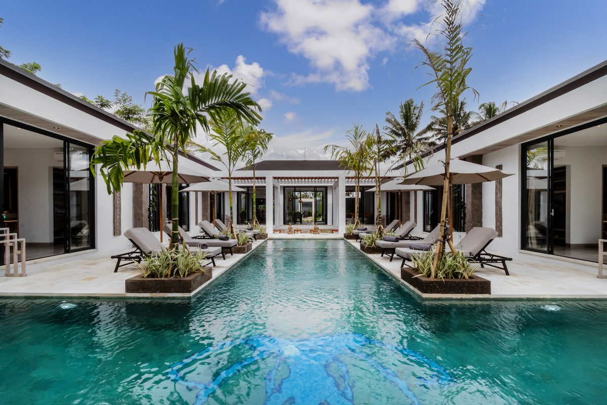 Dream Meditation 6BR Family Villa w/ Pool & GYM 3