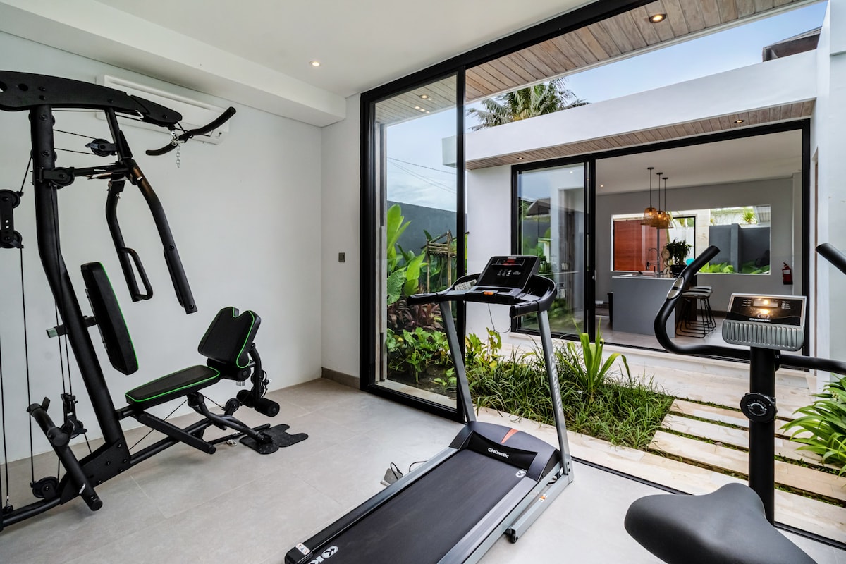 Dream Meditation 6BR Family Villa w/ Pool & GYM 44