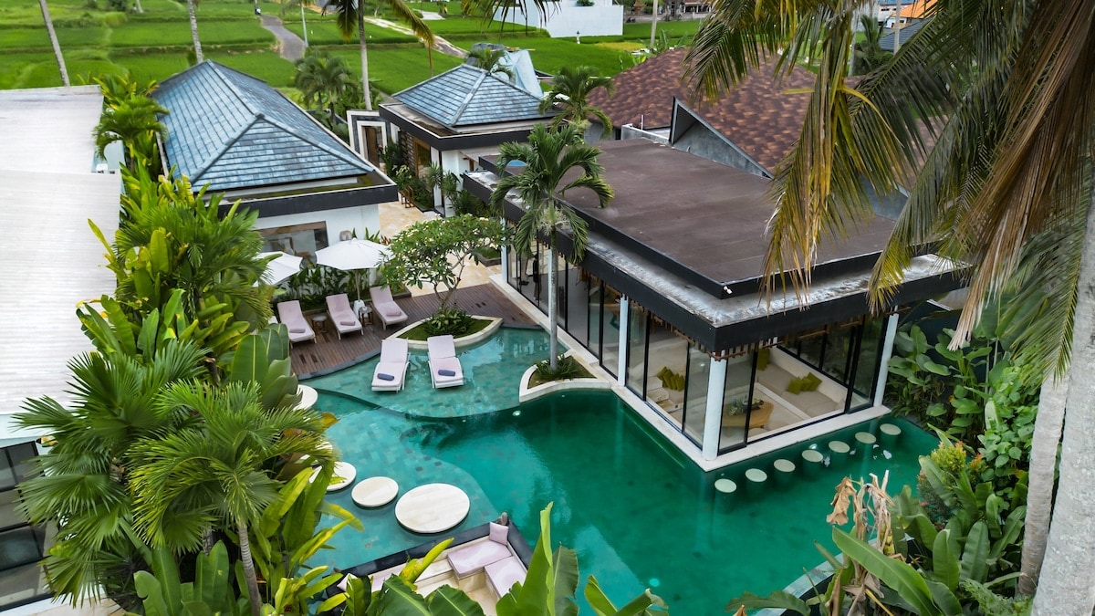 Villa Gabrielle: 4BR w/ Pool & Jungle View in Ubud 18