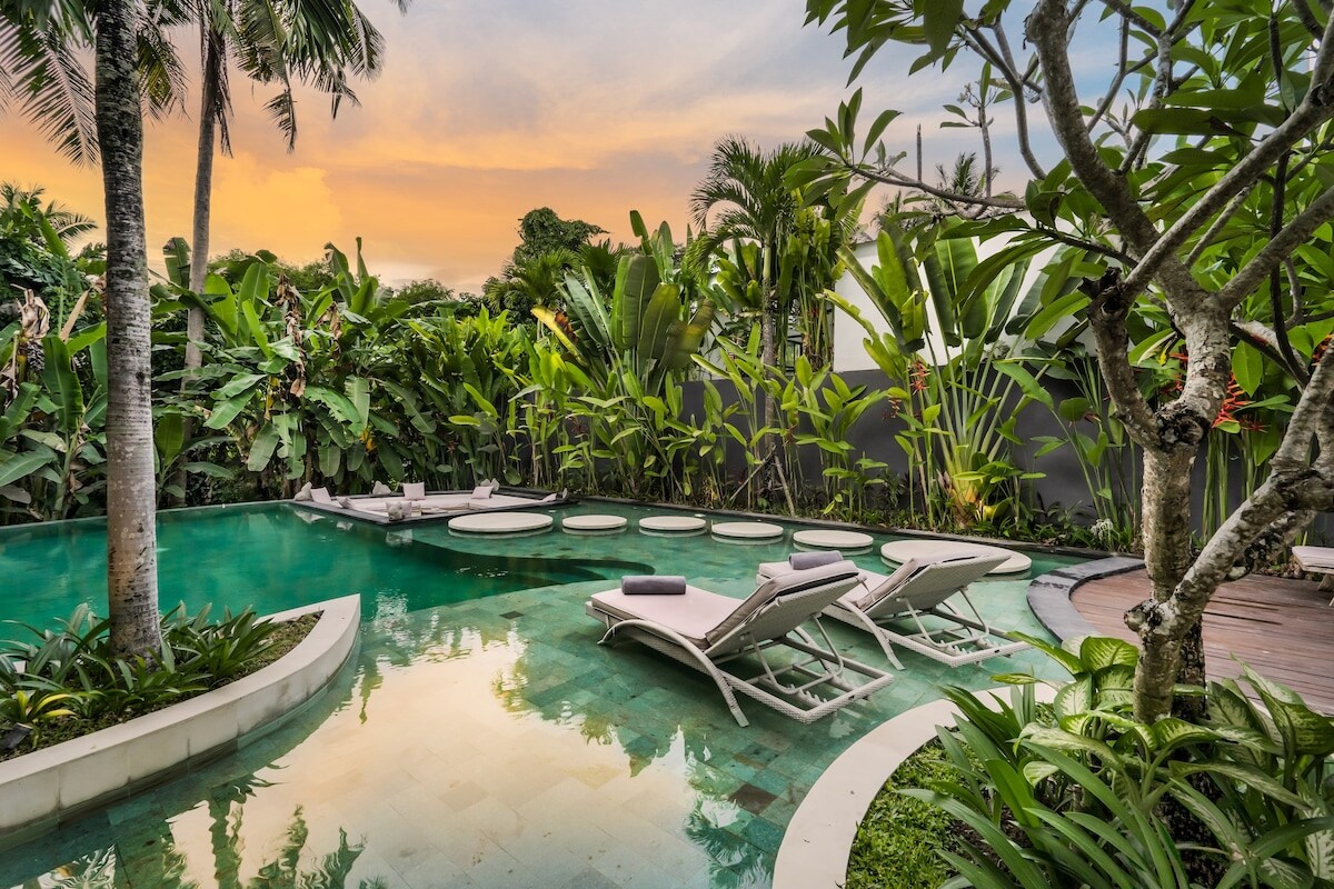 Villa Gabrielle: 4BR w/ Pool & Jungle View in Ubud 22