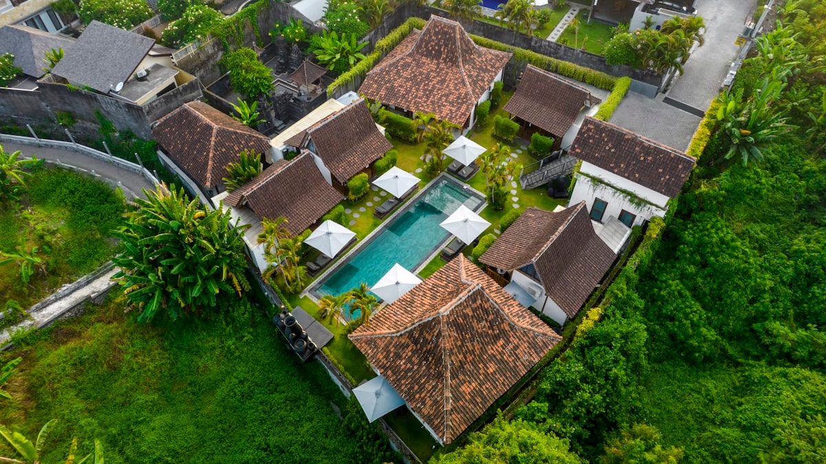 Bloom 1BR Joglo, 900m to Beach in Canggu Center 10