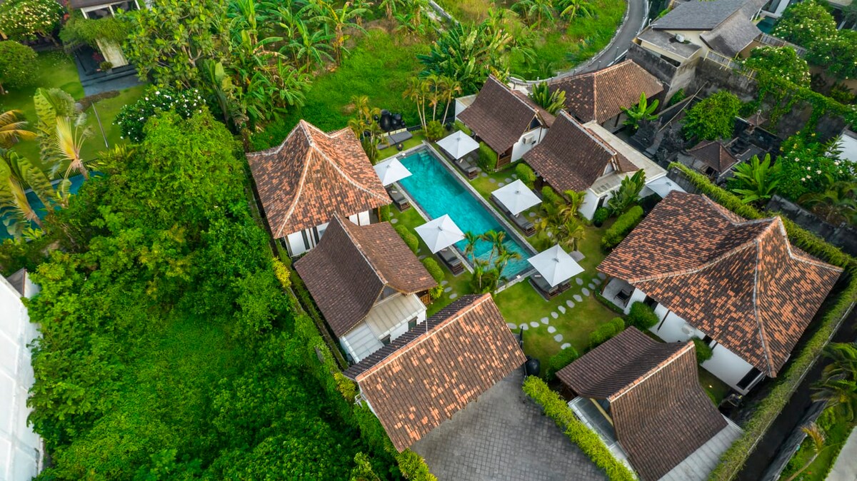Bloom 1BR Joglo, 900m to Beach in Canggu Center 11