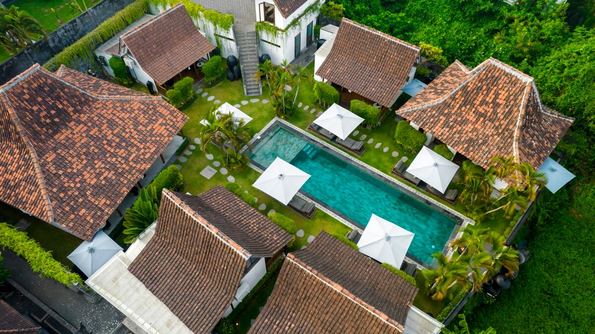 Bloom 1BR Joglo, 900m to Beach in Canggu Center 12
