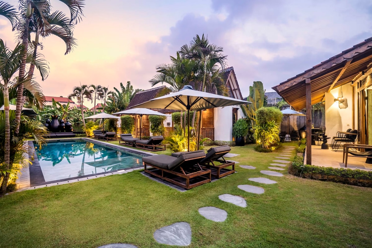 Bloom 1BR Joglo, 900m to Beach in Canggu Center 16