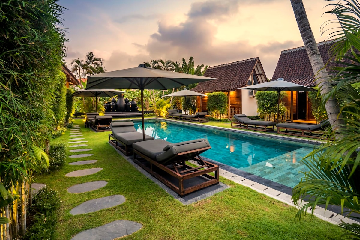 Bloom 1BR Joglo, 900m to Beach in Canggu Center 17
