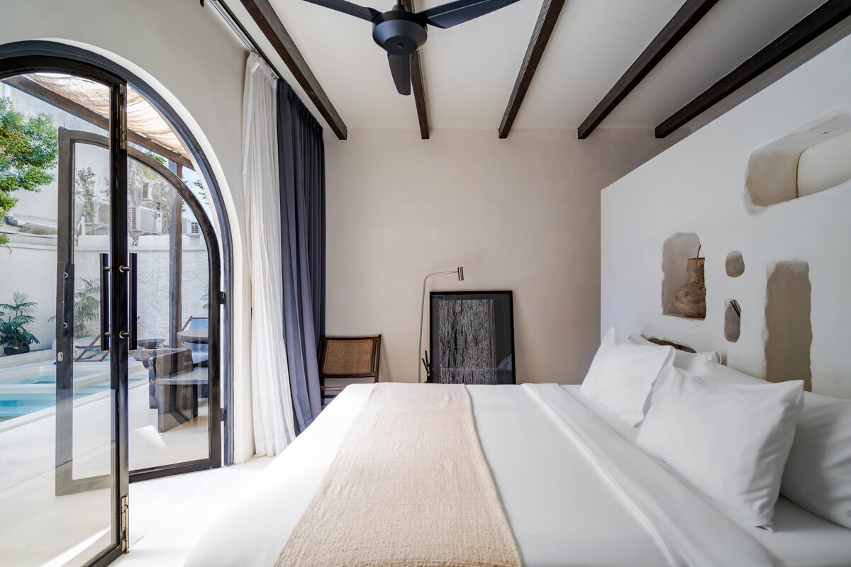 Casa Lampara 2BR Oasis, Steps from Pererenan Beach 13