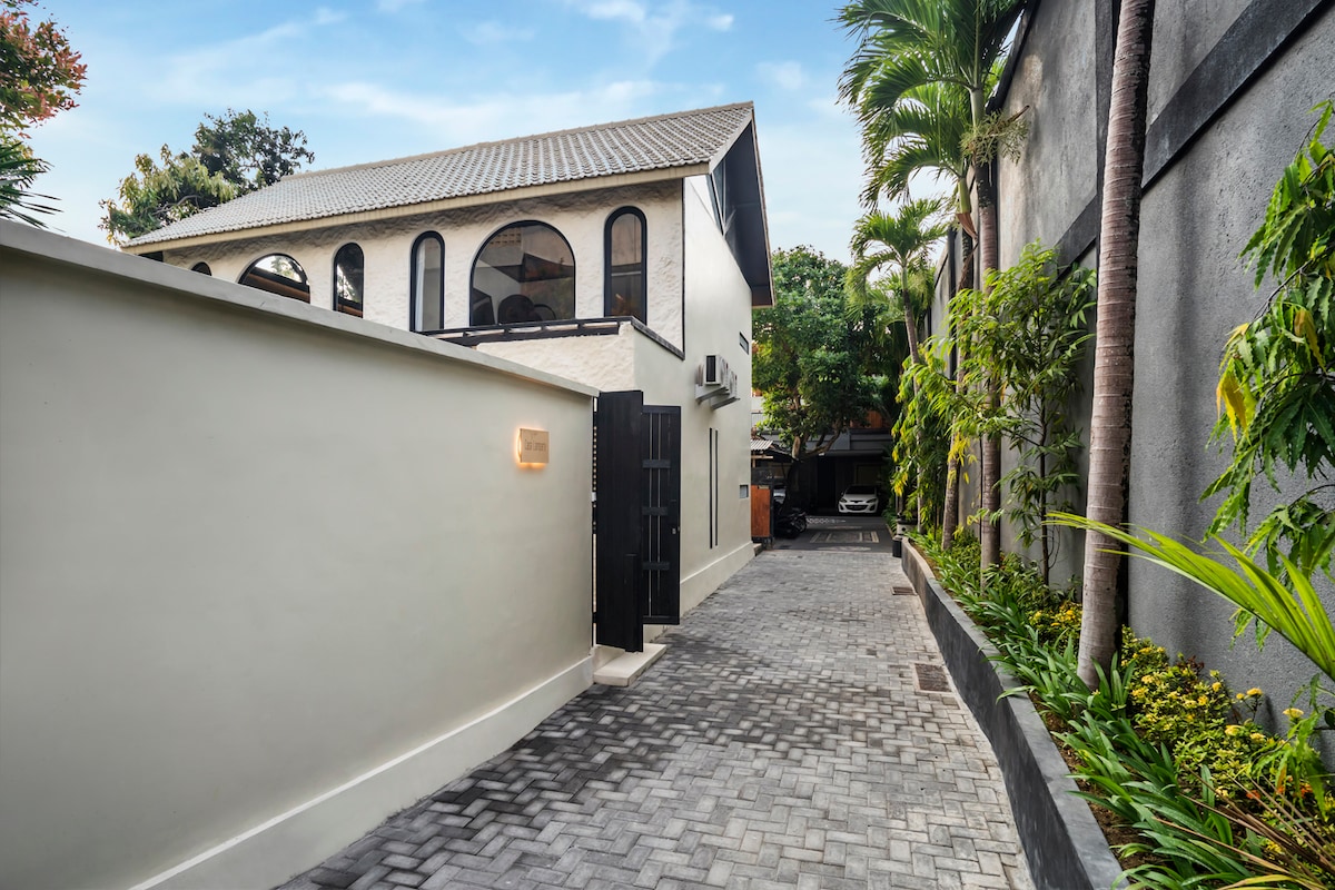 Casa Lampara 2BR Oasis, Steps from Pererenan Beach 25