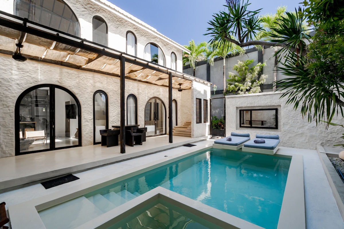 Casa Lampara 2BR Oasis, Steps from Pererenan Beach 28