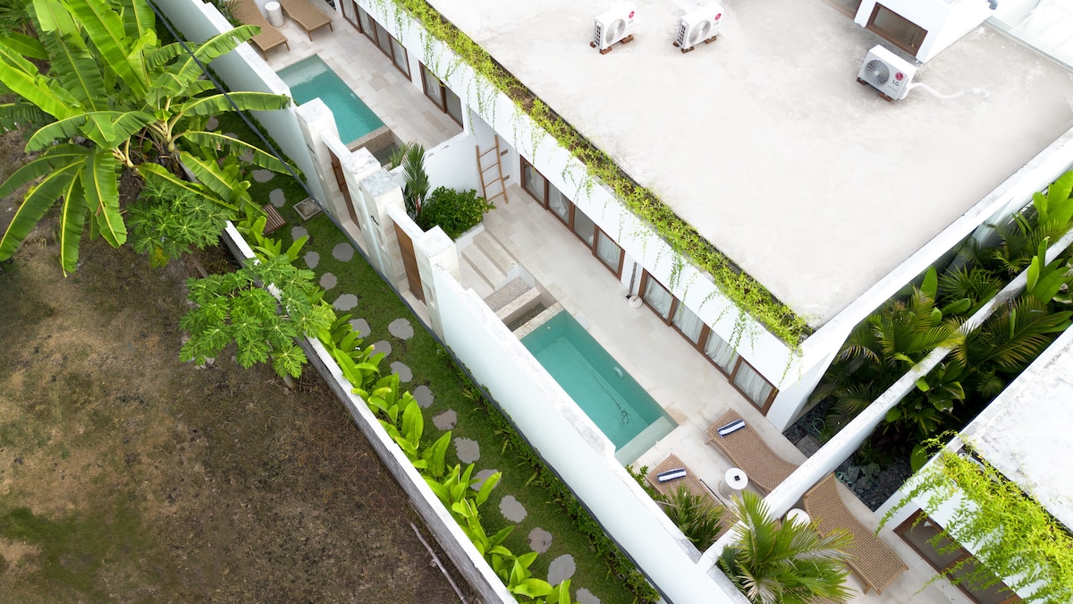 Villa Asri 1BR Romantic w/ Bathtub & Near to Beach 18