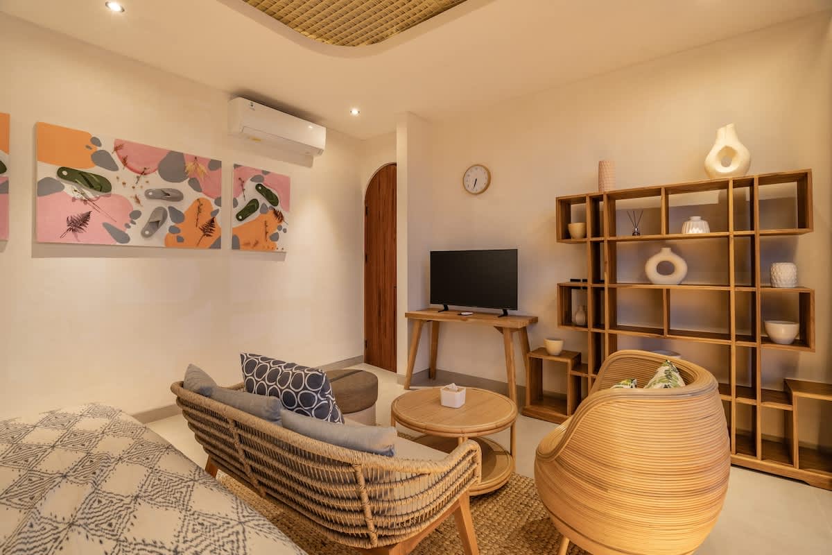 Villa Tibrava Umalas: 3BR w/Private Pool in Canggu 15