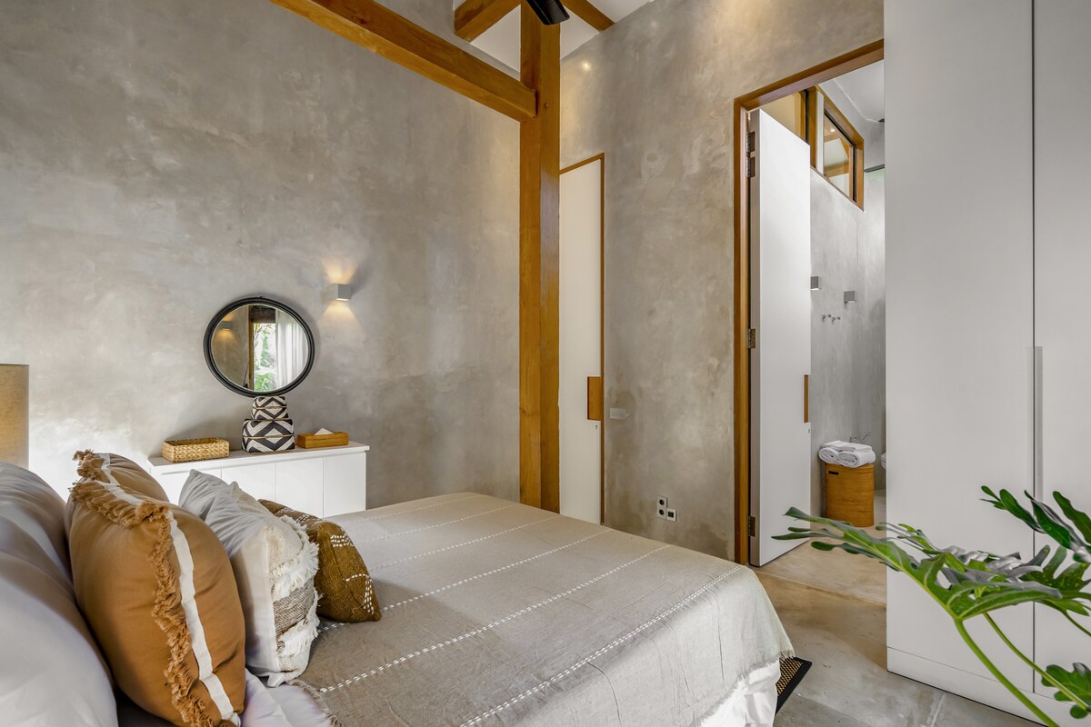 The Limasan, Authentic 2BR Villa 80m from Beach! 12