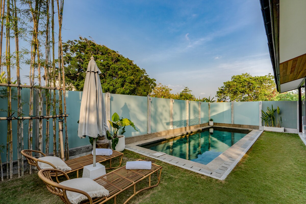 The Limasan, Authentic 2BR Villa 80m from Beach! 32