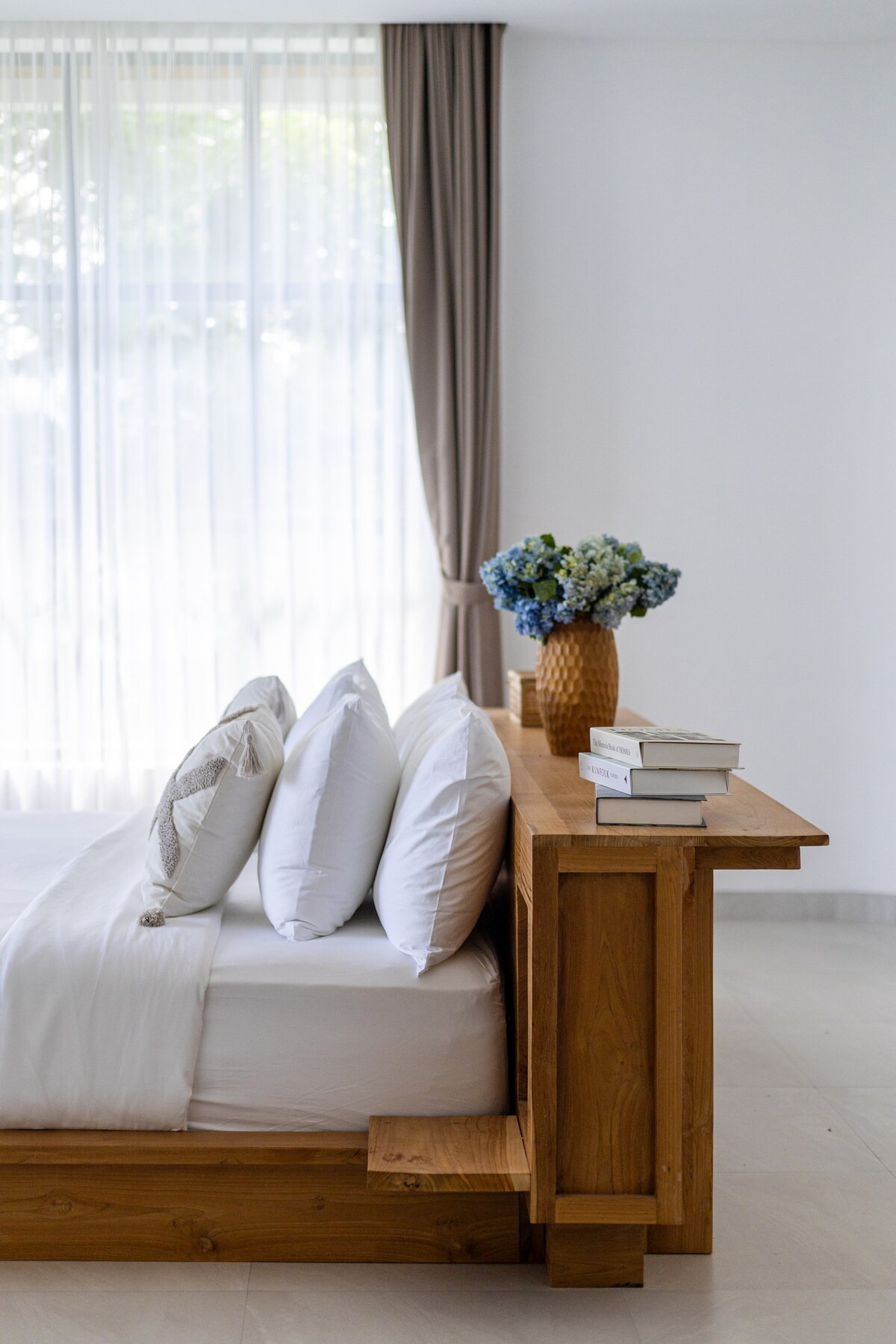 Harper: 4BR Family Villa w/ Kids Room in Canggu 18