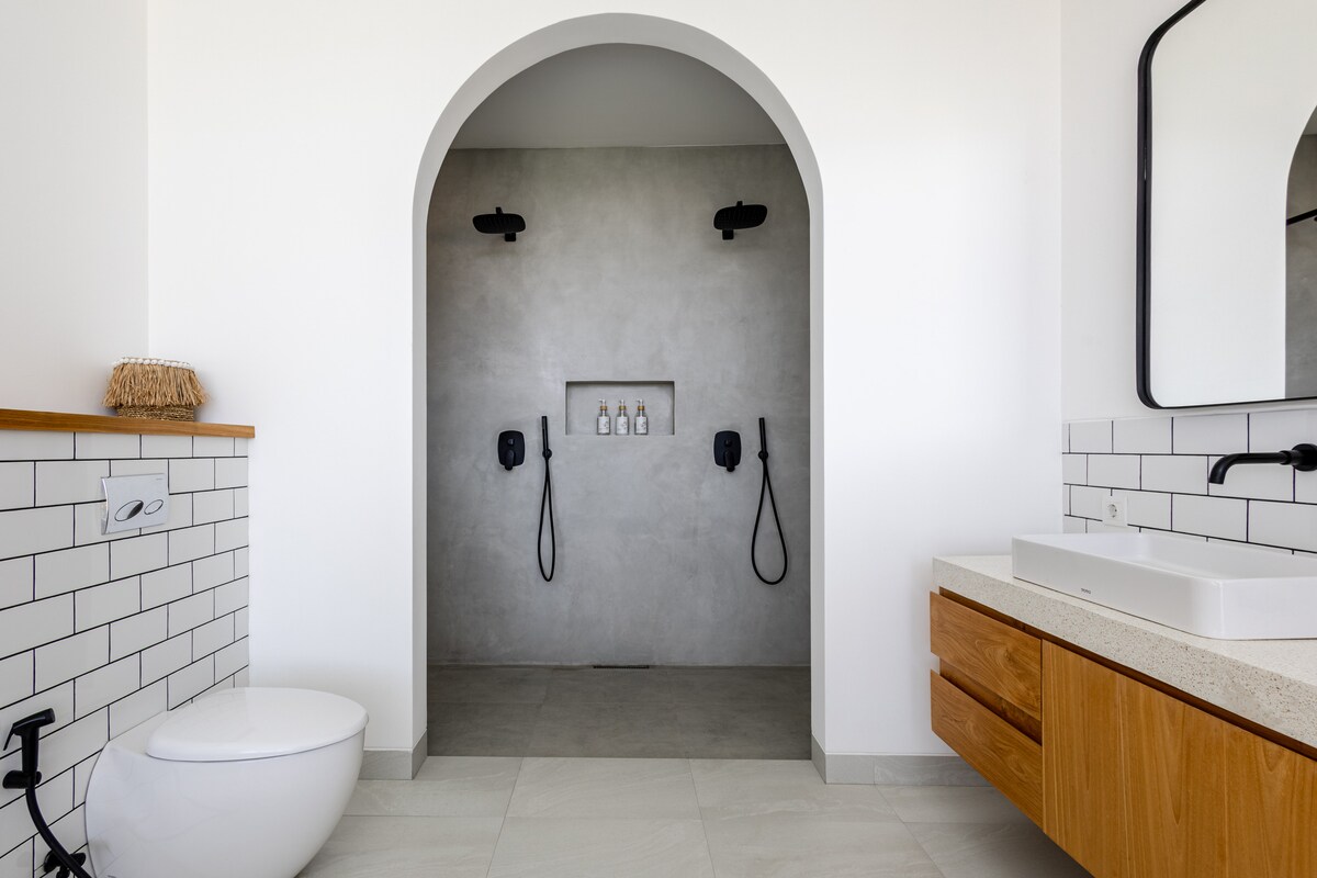 Harper: 4BR Family Villa w/ Kids Room in Canggu 30