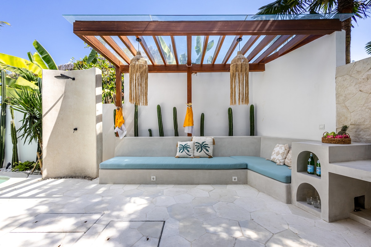 Harper: 4BR Family Villa w/ Kids Room in Canggu 38