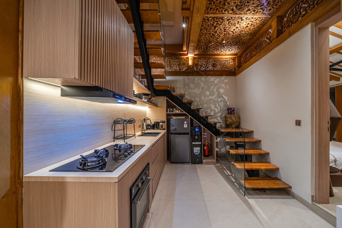 Villa Pande - 3BR with Lagoon Pool & Sauna Retreat 11