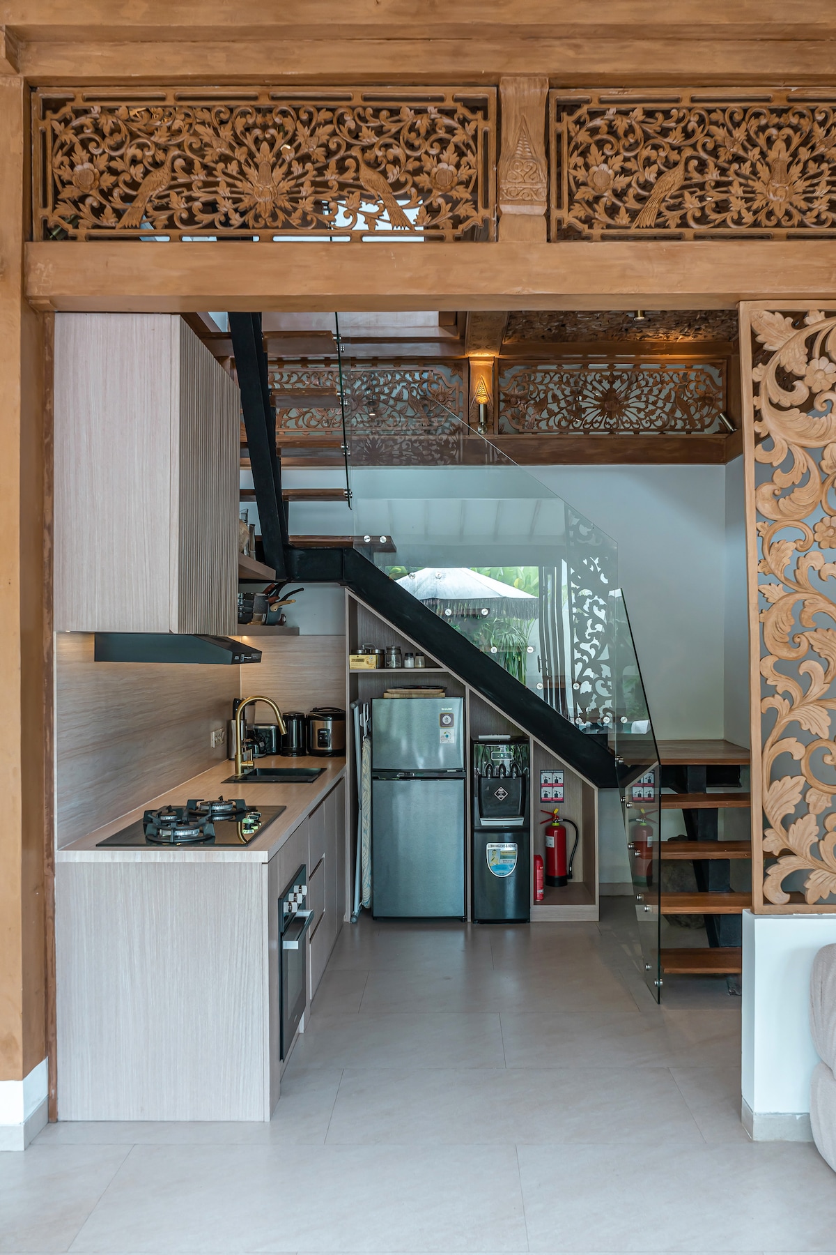 Villa Pande - 3BR with Lagoon Pool & Sauna Retreat 12