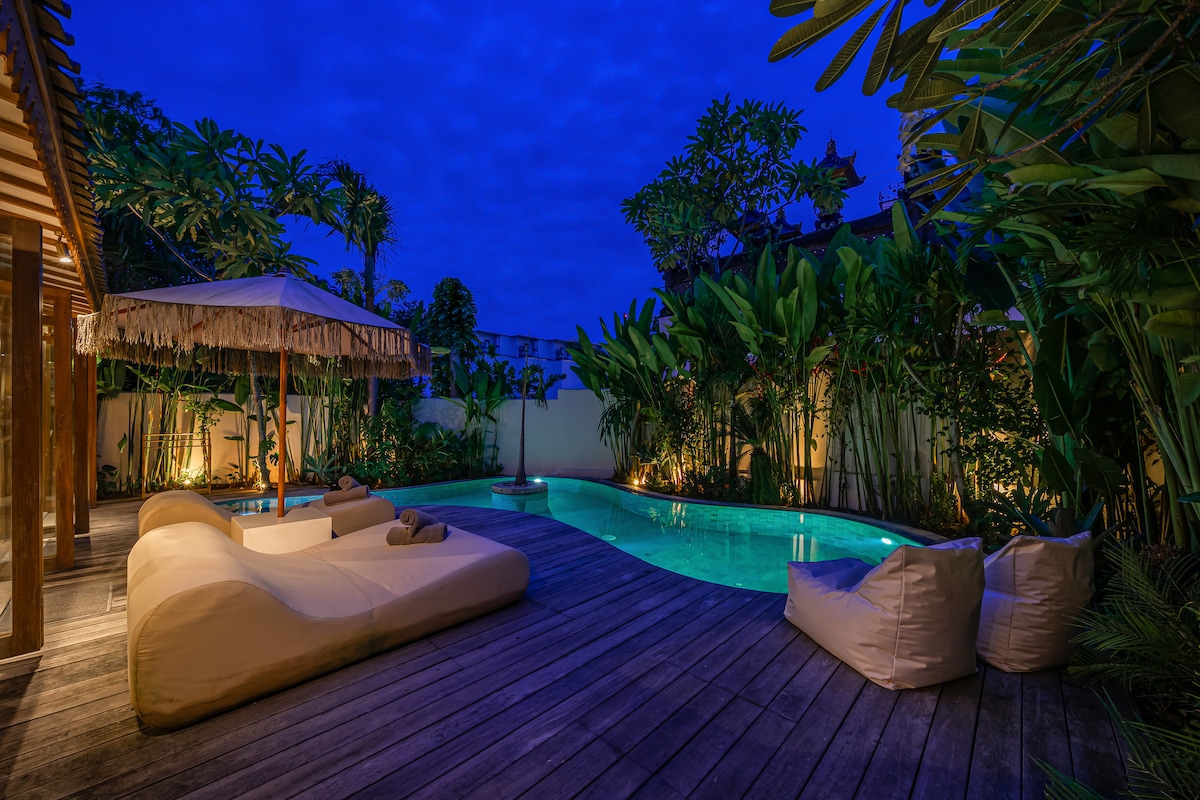 Villa Pande - 3BR with Lagoon Pool & Sauna Retreat 120