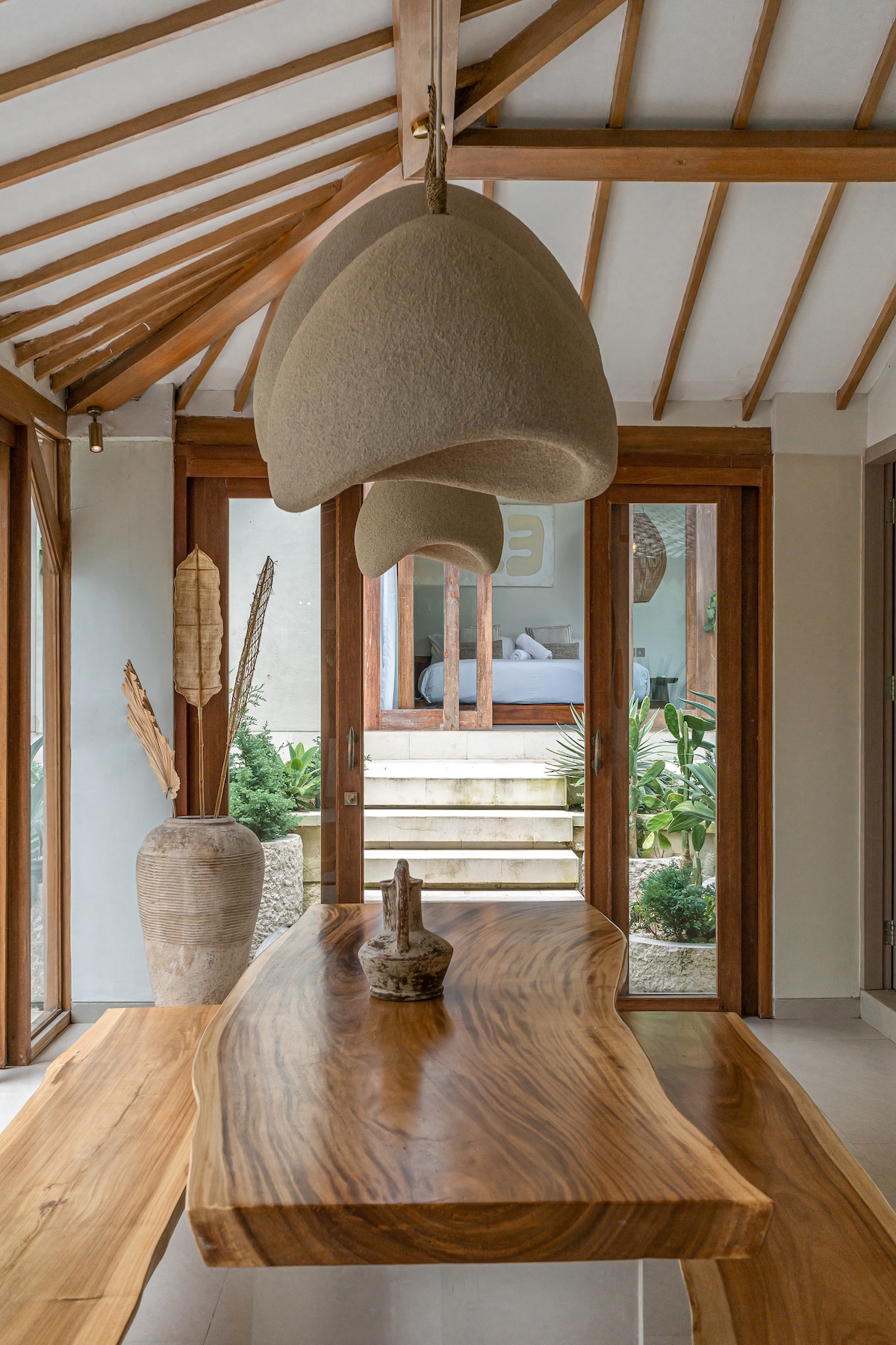 Villa Pande - 3BR with Lagoon Pool & Sauna Retreat 18