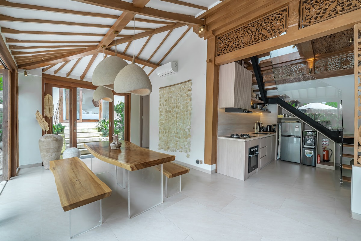 Villa Pande - 3BR with Lagoon Pool & Sauna Retreat 19