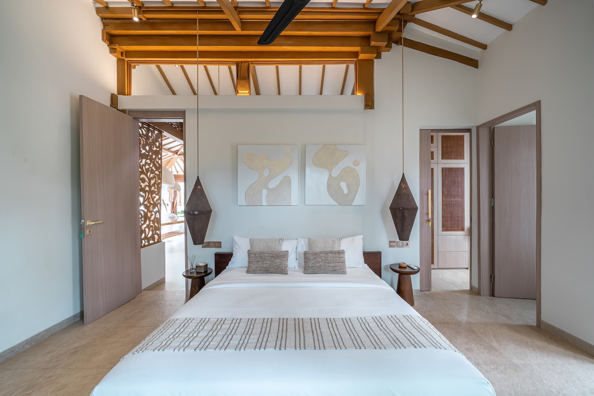 Villa Pande - 3BR with Lagoon Pool & Sauna Retreat 39