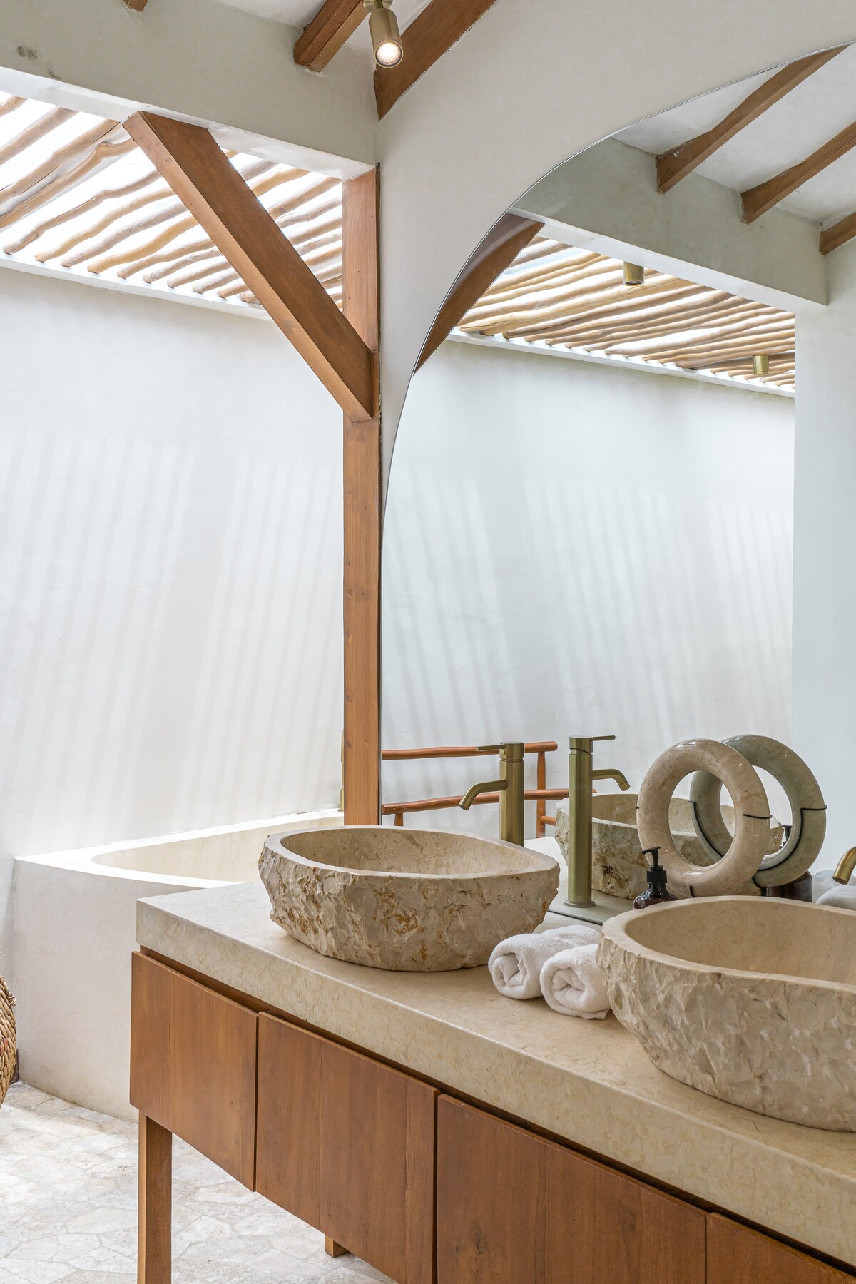 Villa Pande - 3BR with Lagoon Pool & Sauna Retreat 53