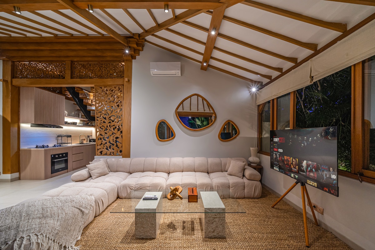 Villa Pande - 3BR with Lagoon Pool & Sauna Retreat 7
