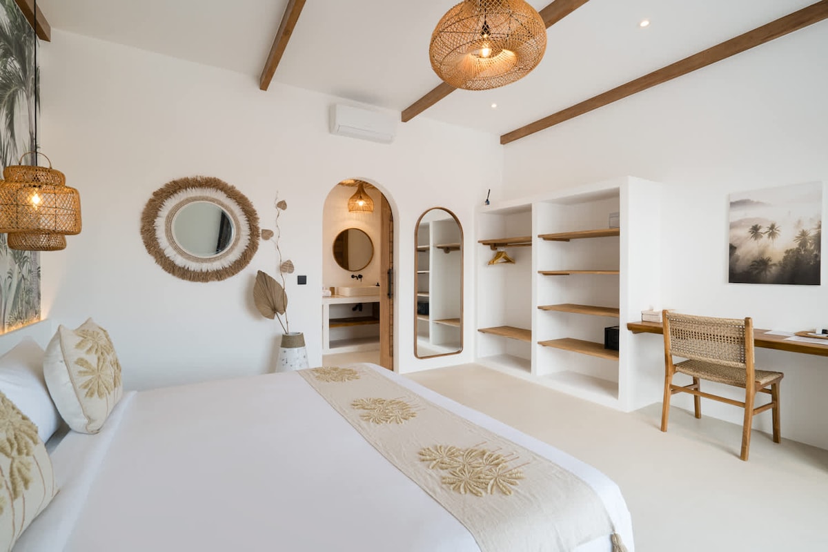Casa Gaia 1 1BR villa between Canggu & Seminyak 12