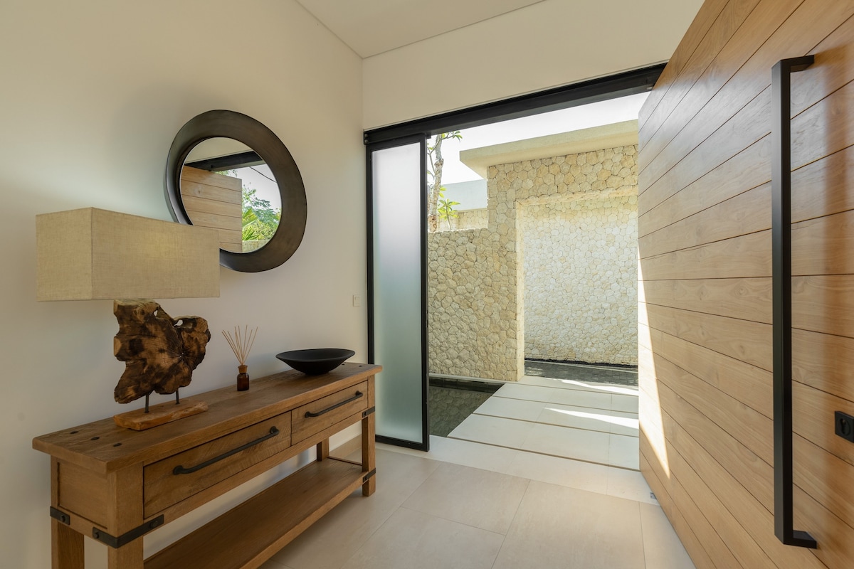 Azzurra: Spacious 4BR Villa 600m to Balangan Beach 28