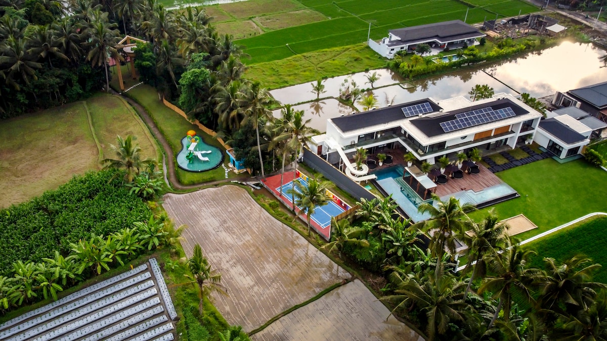 Veni Vidi Vici with Sports Facilities & Spectacular View 107