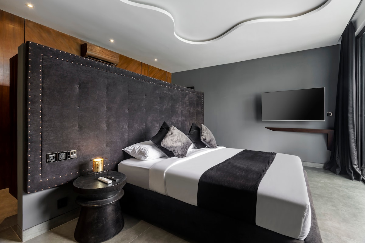 Veni Vidi Vici with Sports Facilities & Spectacular View 44