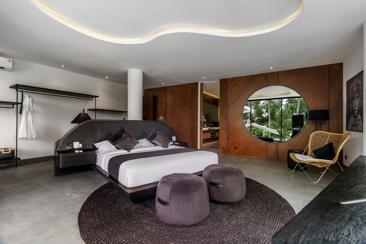 Veni Vidi Vici with Sports Facilities & Spectacular View 55