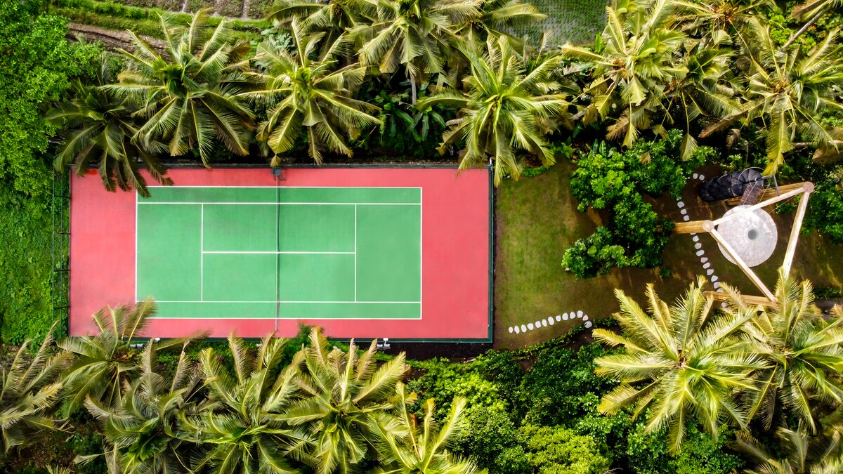 Veni Vidi Vici with Sports Facilities & Spectacular View 93