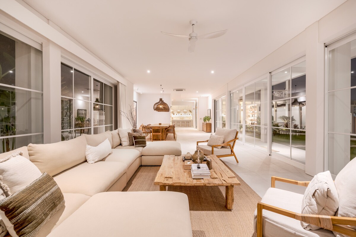 Taurus 5BR Private Luxury Villa Canggu 5 min Beach 10