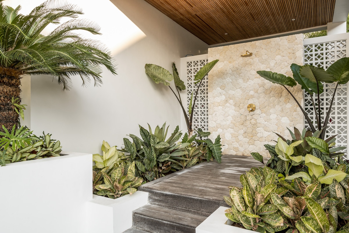 Taurus 5BR Private Luxury Villa Canggu 5 min Beach 52