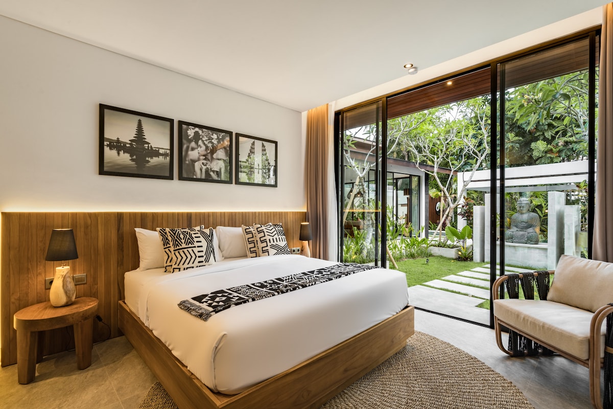 Villa Ricarda: 3BR Jungle View, Yoga Space in Ubud 15