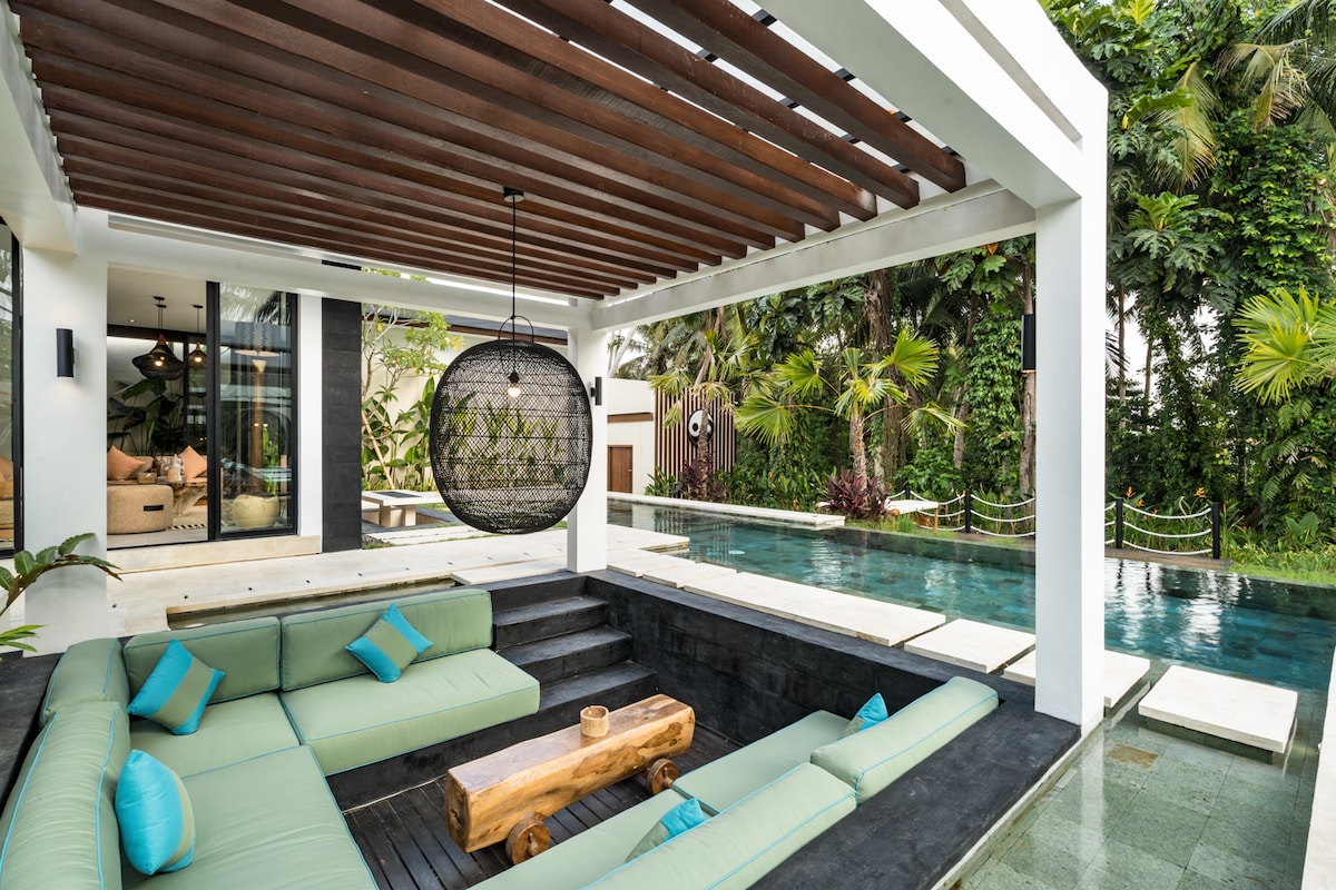 Villa Ricarda: 3BR Jungle View, Yoga Space in Ubud 7