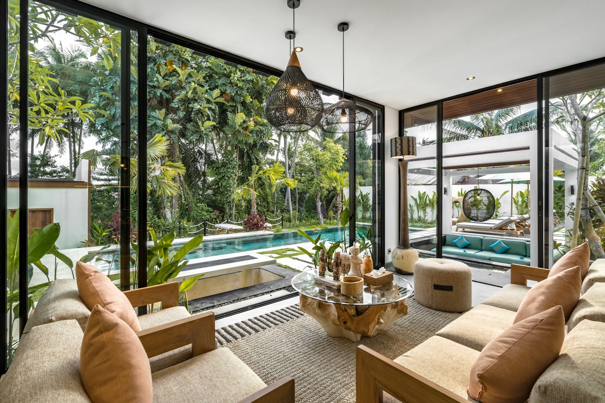 Villa Ricarda: 3BR Jungle View, Yoga Space in Ubud 9