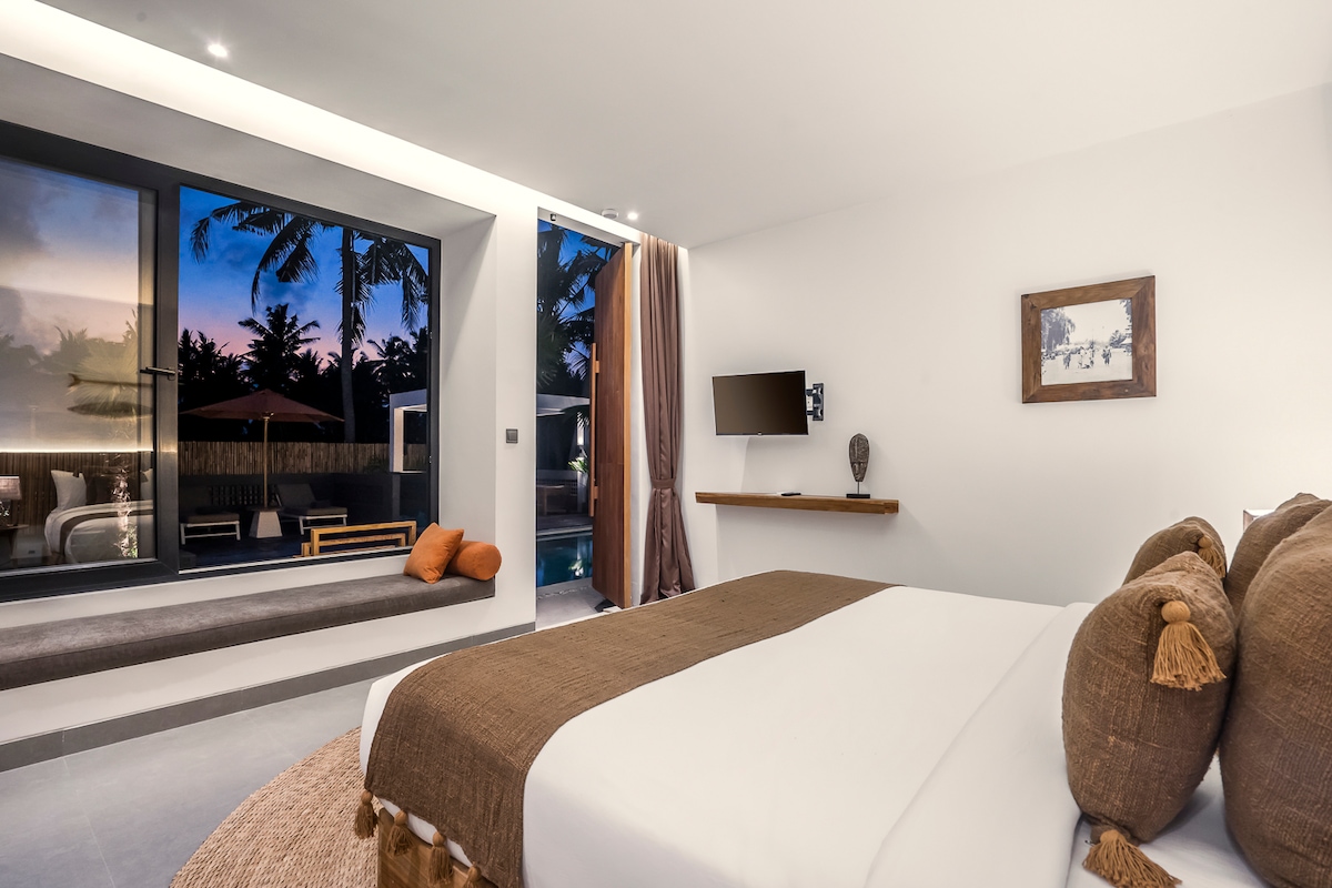 Padma Putih 5BR: 20m Pool, Twin Beds, & Massage 15